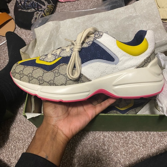 Gucci Rhyton Sneakers - Picture 2 of 6